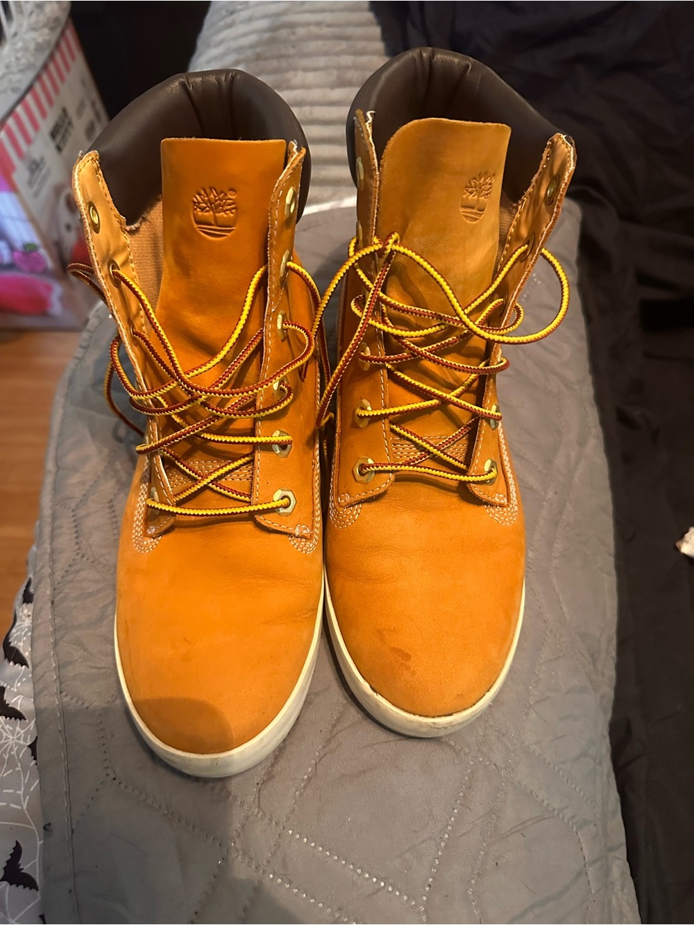 Timberland Wheat-colored Nubuck Lace-Up  Boots size 8.5